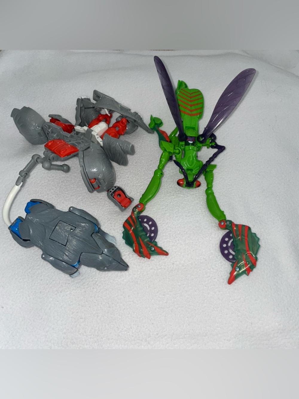 3 Vintage Transformers Beast Wars parts!not complete MANTERROR,Wolfang ironhide